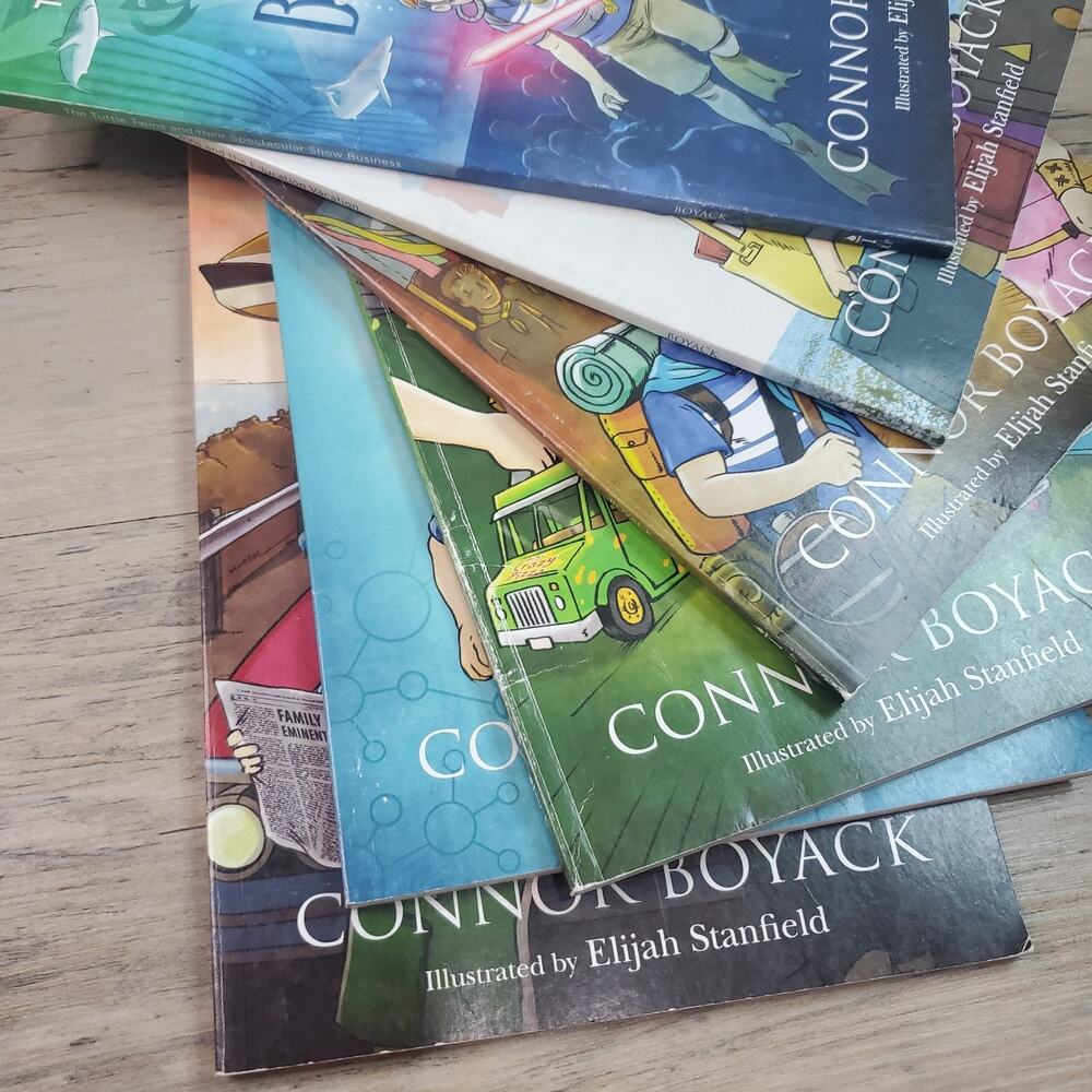 The Tuttle Twins Connor Boyack Books (Lot of 6) Books 2, 4-6, 8, 10 Homeschool - Picture 10 of 11